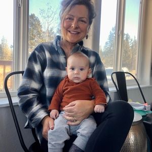 Meet your Posher, Dana